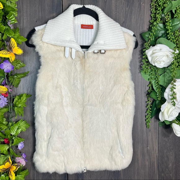 -Patrizia Luca White Buckle Detail 100% Rabbit Fur Vest Size Small - Picture 3 of 16